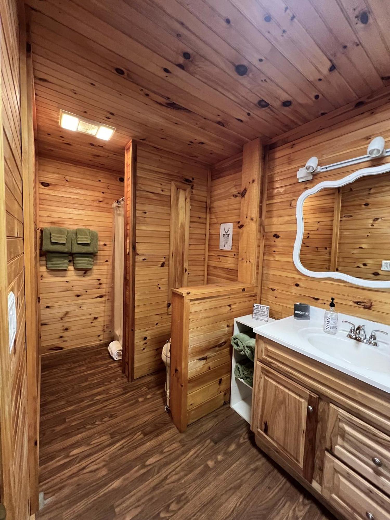 Firefly Fields 2-Acres With Guest House, Game Room, Mountain & River Views Sevierville Luaran gambar