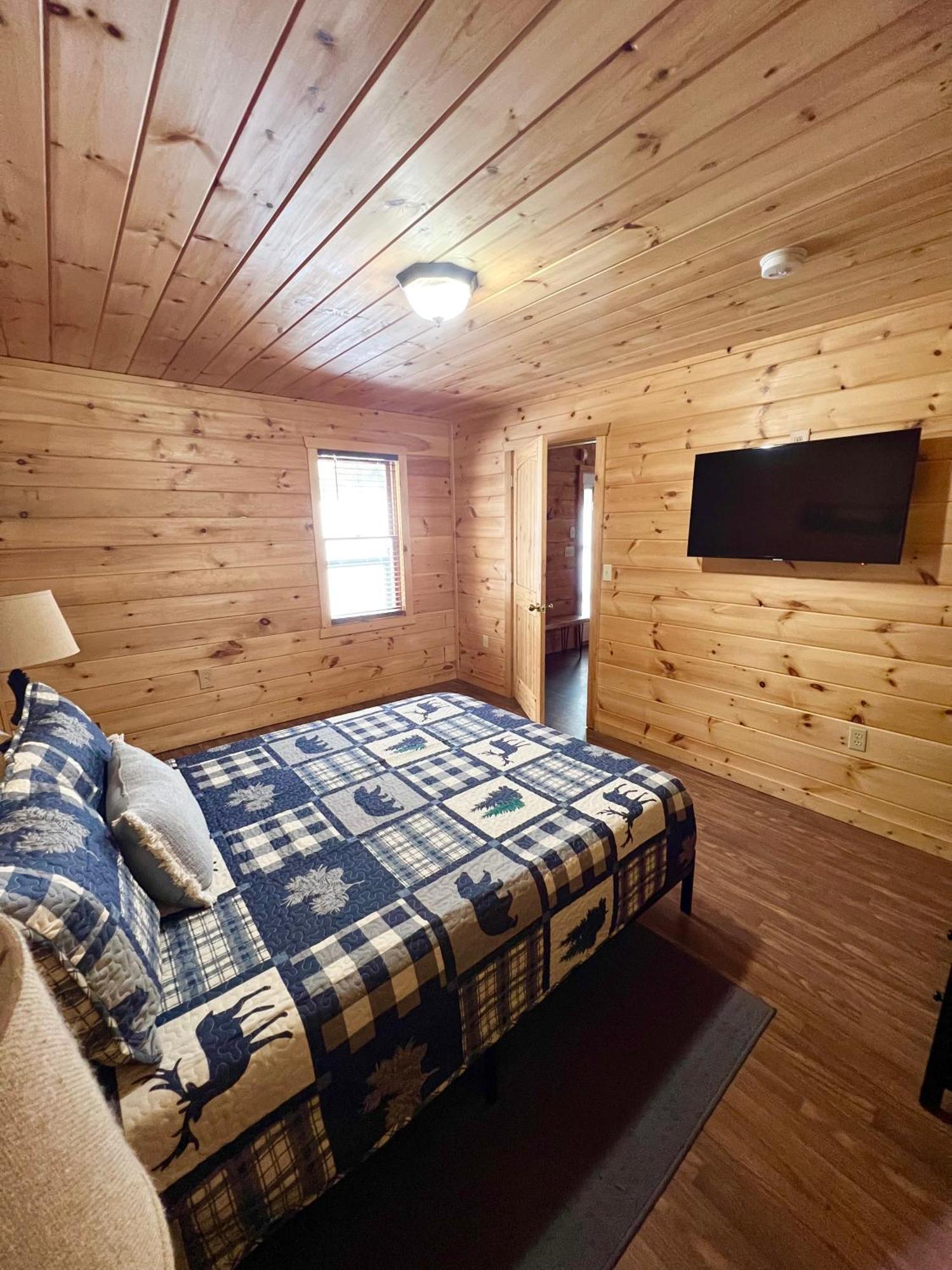 Firefly Fields 2-Acres With Guest House, Game Room, Mountain & River Views Sevierville Luaran gambar